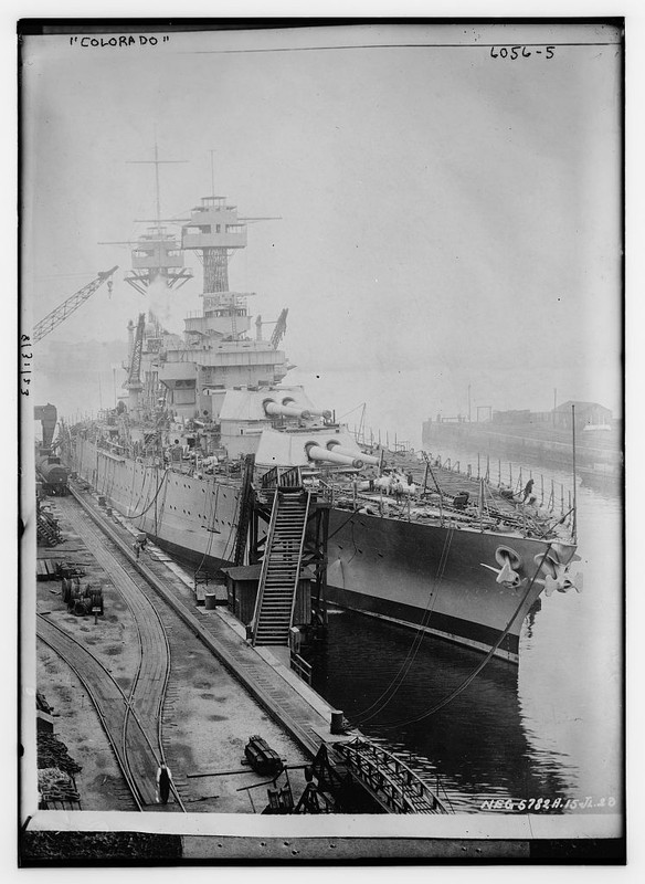 El USS Colorado BB 45 durante su construcción en Camden N.J., 1921