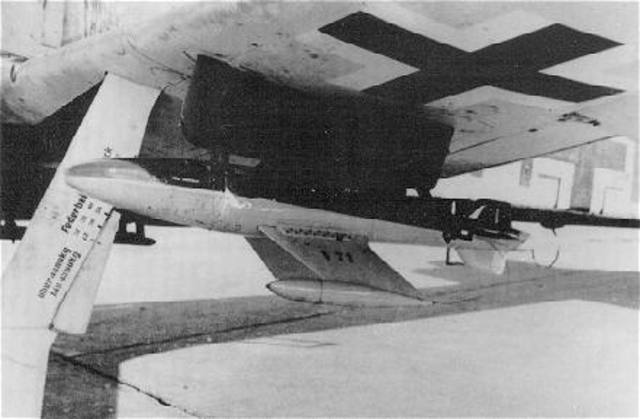 X-4 suspendidos de un FW-190, el chico para todo, en noviembre de 1944