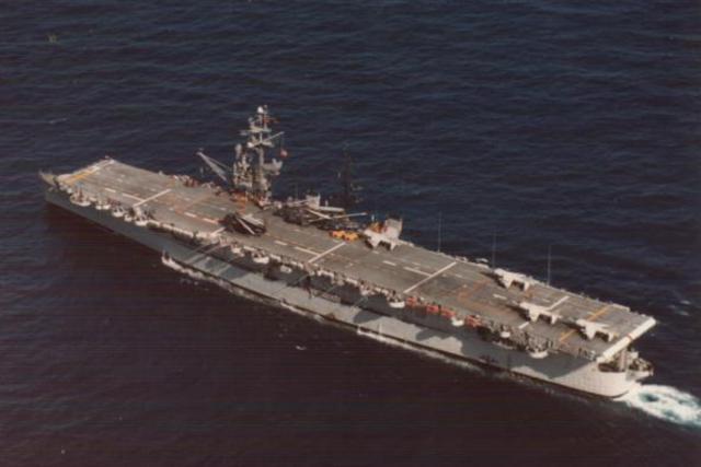Portaaviones Dédalo, antes USS Cabot