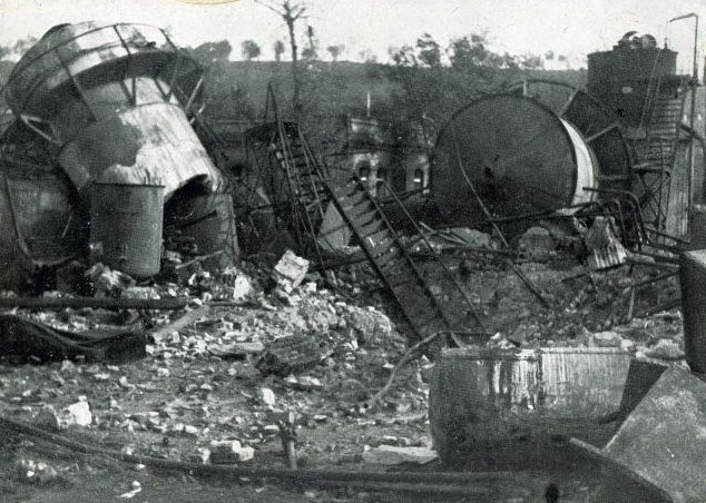 Kralupy nad Vltavou. La ciudad más devastada por el bombardeo estadounidense Kralupy nad Vltavou. La ciudad más devastada por el bombardeo estadounidense