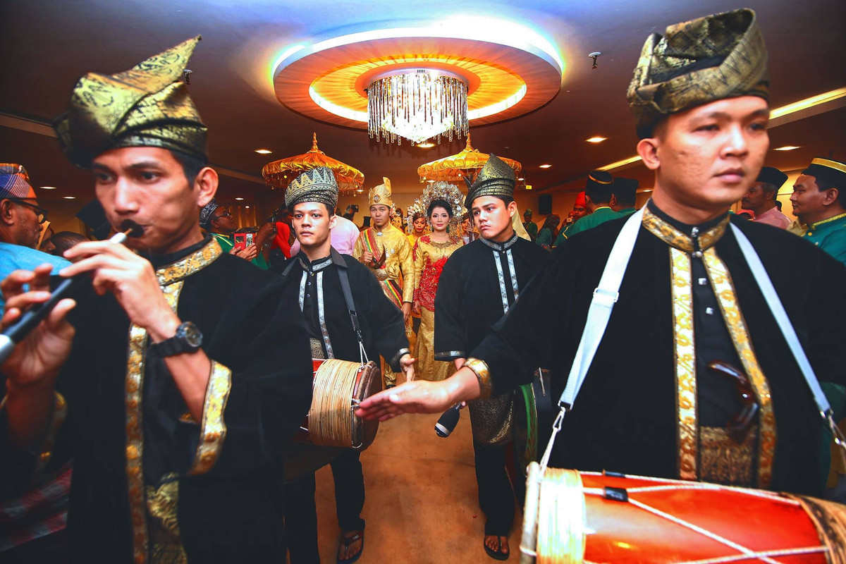 Majlis Perkahwinan Kelahiran Perak Yang Bertemakan Kesultanan Melayu Melaka